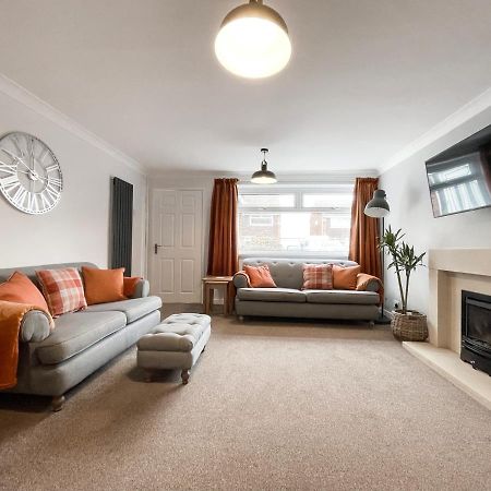 Well Situated, Cosy 2 Bed House Villa West Kirby Bagian luar foto