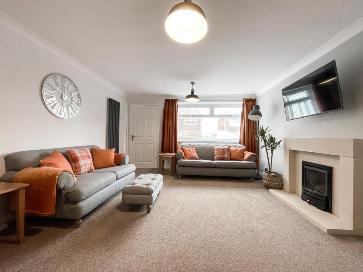 Well Situated, Cosy 2 Bed House Villa West Kirby Bagian luar foto